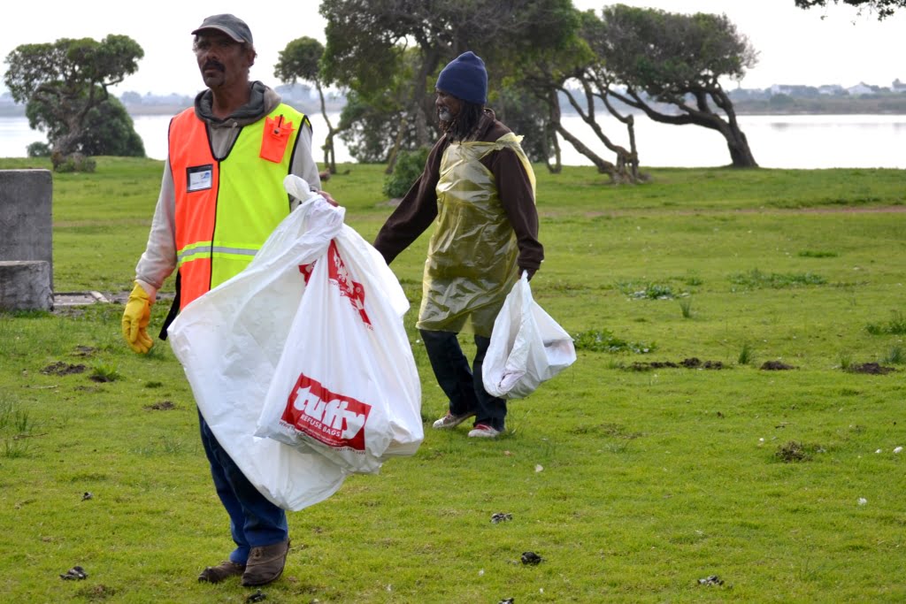 Kite Festival Clean-Up